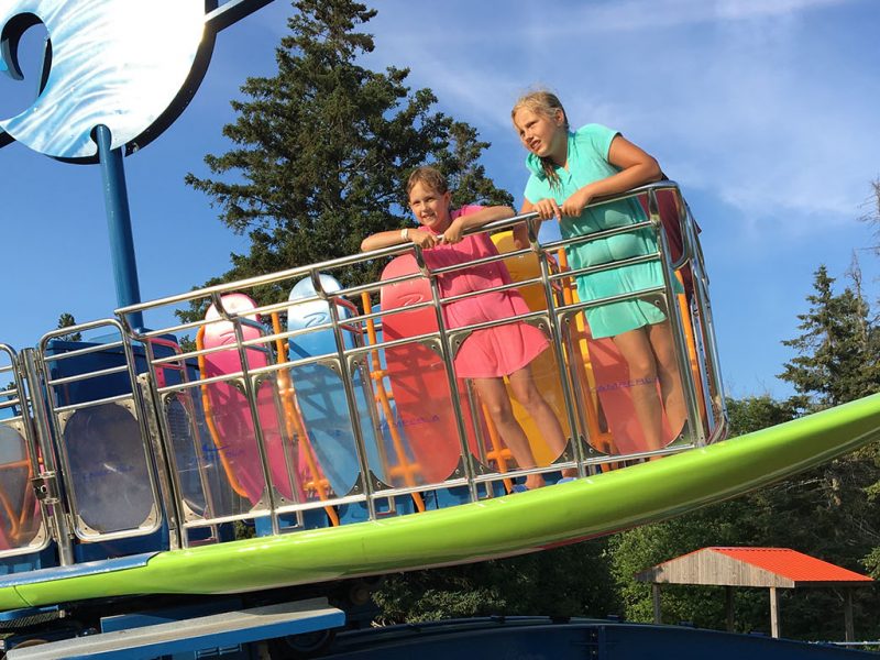 Shining Waters Family Fun Park - Surf's Up